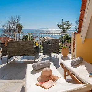 Southbank Seafront Apartment Katelios